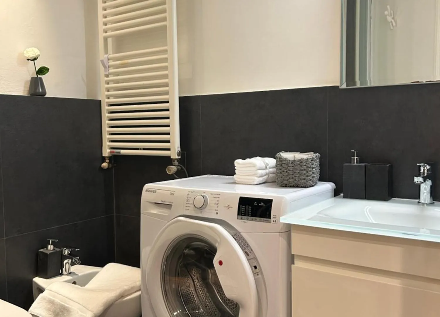 Bilocale Red House Two Room Apartment Red House, Cosy Flat Milaan